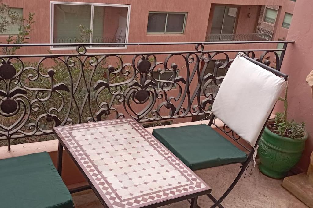 logement booking piscine Gueliz Marrakesh Esterno foto